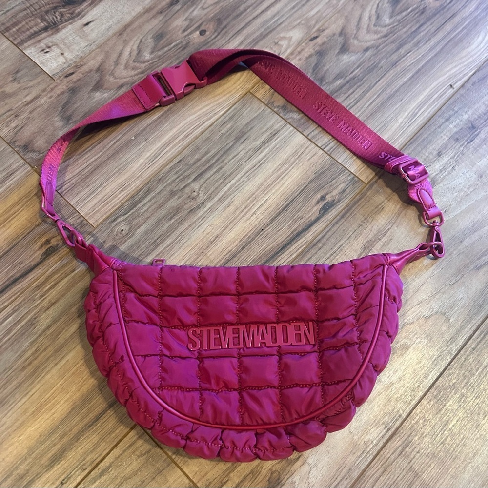 Steve Madden Pink Quilted Belt Bag Fanny Pack Crossbody Logo Strap